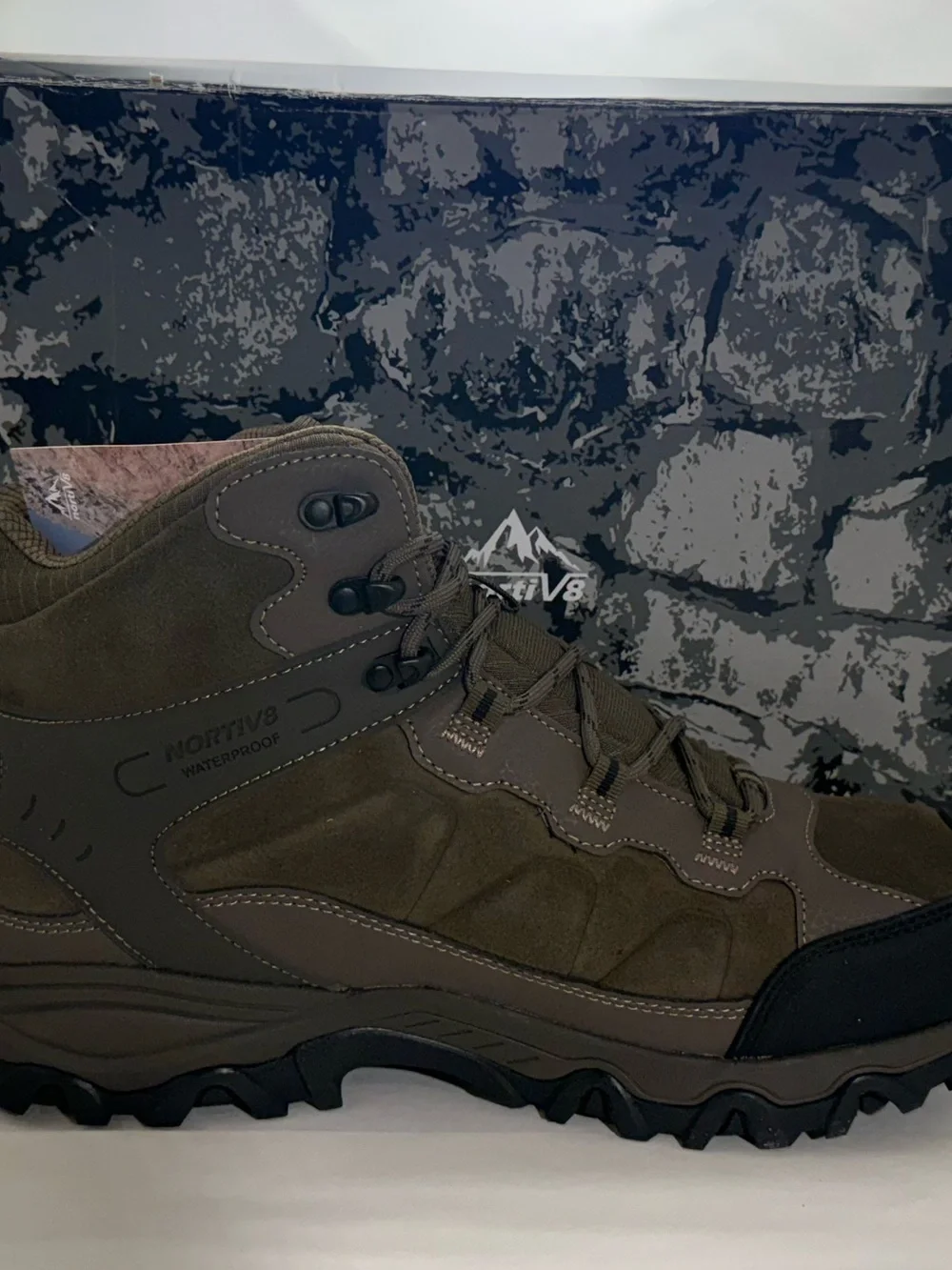 Men's Olive Brown Trail Boots with Rugged Grip